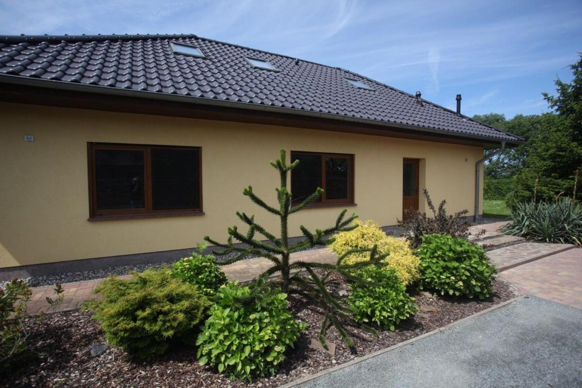 Ferienhaus Jule Pudagla Luaran gambar